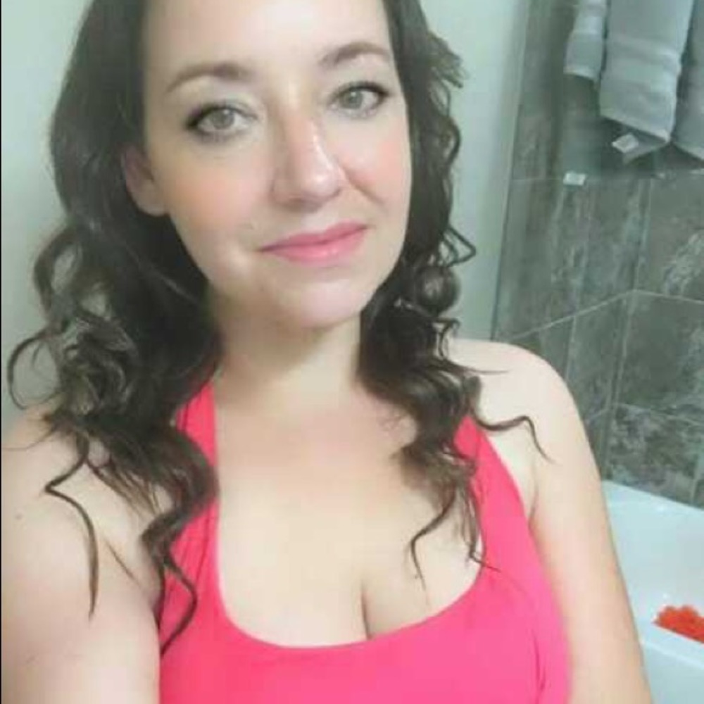 Meet your Posher, Becki